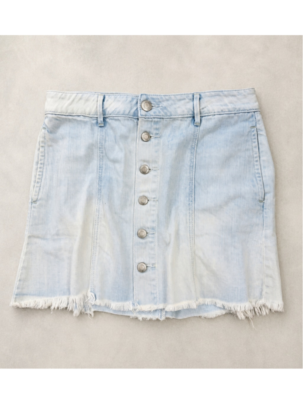 Women's American Eagle Outfitters‎ Denim Mini Skirt Size 6 Light Blue